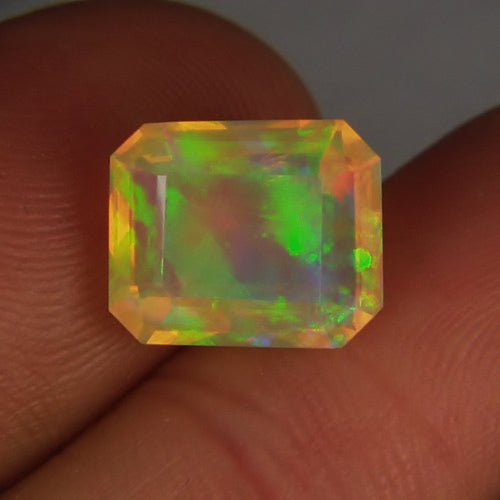Multi-Color Fire! Fine Quality Welo Crystal Opal 3.92 ct GL