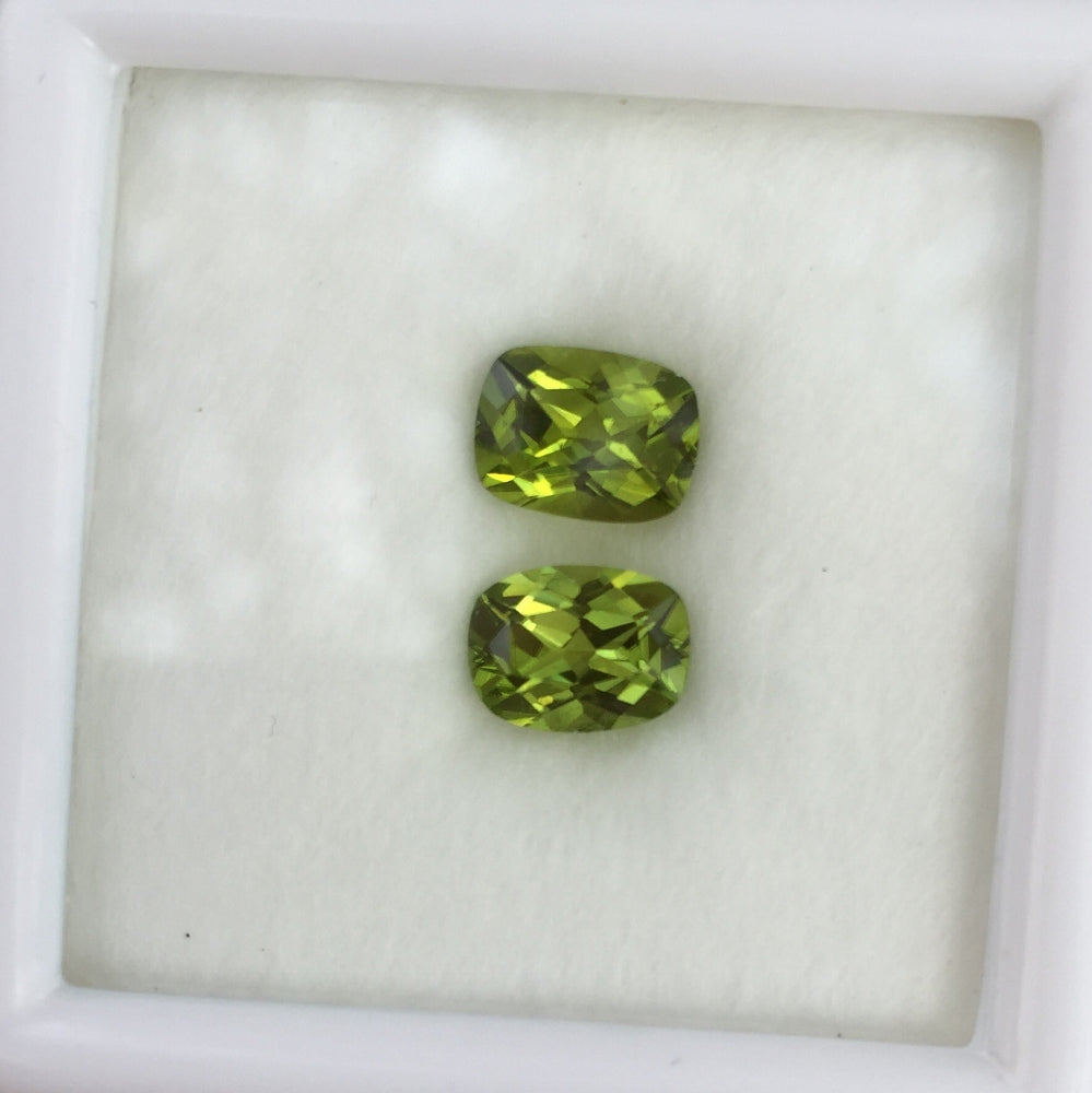 Bright & Pretty! San Carlos Arizona Peridot Pair 3.15 Carats