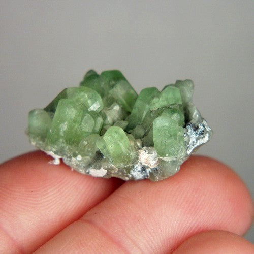 Fine Peridot Crystal Mineral Specimen Pakistan