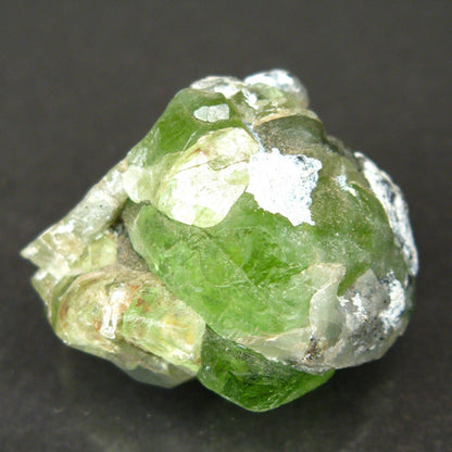 Fine Peridot Crystal Mineral Specimen Pakistan 17.8 grams