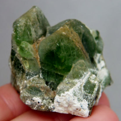 Fine Peridot Crystal Mineral Specimen Pakistan