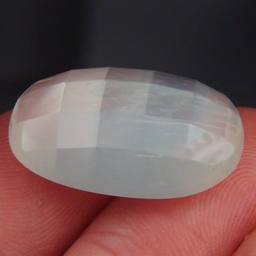 Big! White Moonstone Cabochon Sri Lanka 26.31 ct