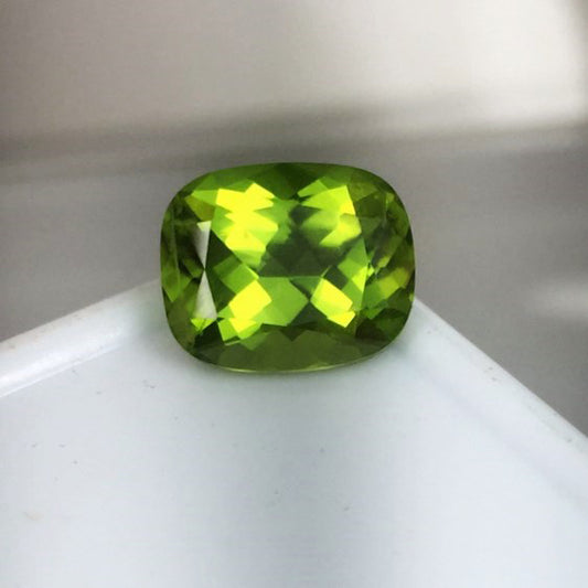 USA Cut! Bright & Pretty Arizona Peridot 3.56 ct