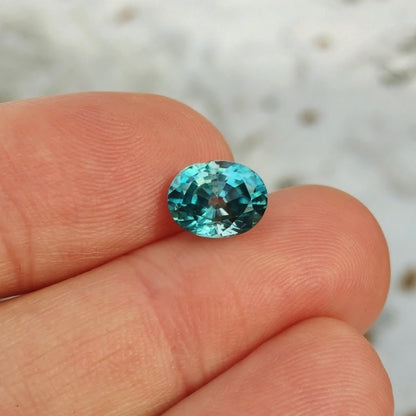 Bright & Pretty! Natural Blue Zircon Cambodia 4.10 ct