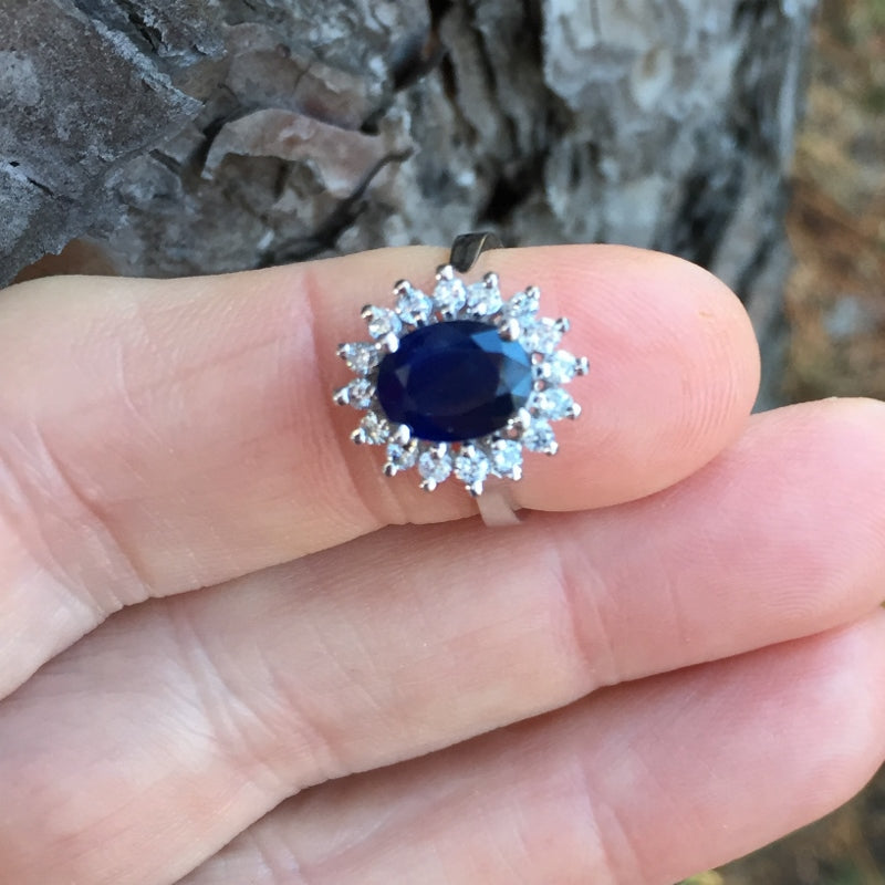 Midnight Blue Natural Sapphire & Diamond 14 kt Ring