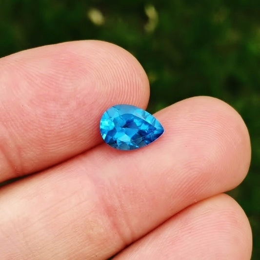 USA Cutting! Rich Color Swiss Blue Topaz 2.58 Carats