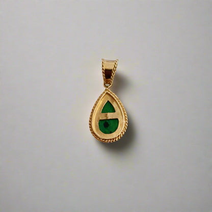 Fine Color! Natural Burmese Mawsitsit Jade 14 karat Pendant