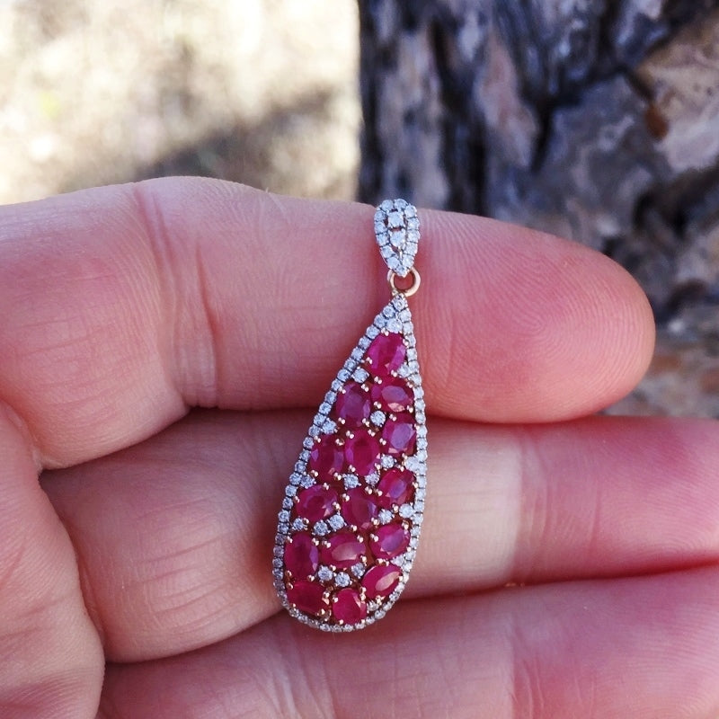 Natural Burmese Ruby & Diamond Pendant 14 kt