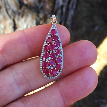 Natural Burmese Ruby & Diamond Pendant 14 kt