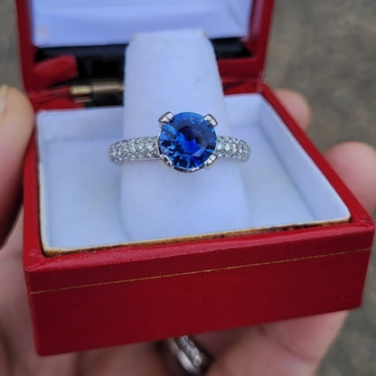 Special Color! Natural Ceylon Sapphire & Diamond 14 kt Ring