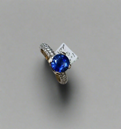 Special Color! Natural Ceylon Sapphire & Diamond 14 kt Ring