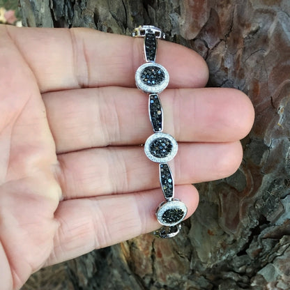 Quality 14kt White Gold Black & White Diamond Bracelet 8 Carats