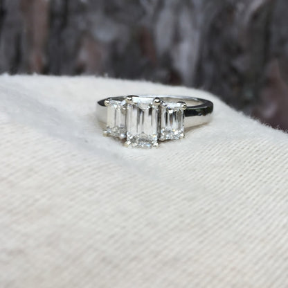 Superb Quality! Emerald Cut Natural Diamond Platinum Ring 2.25 Carats
